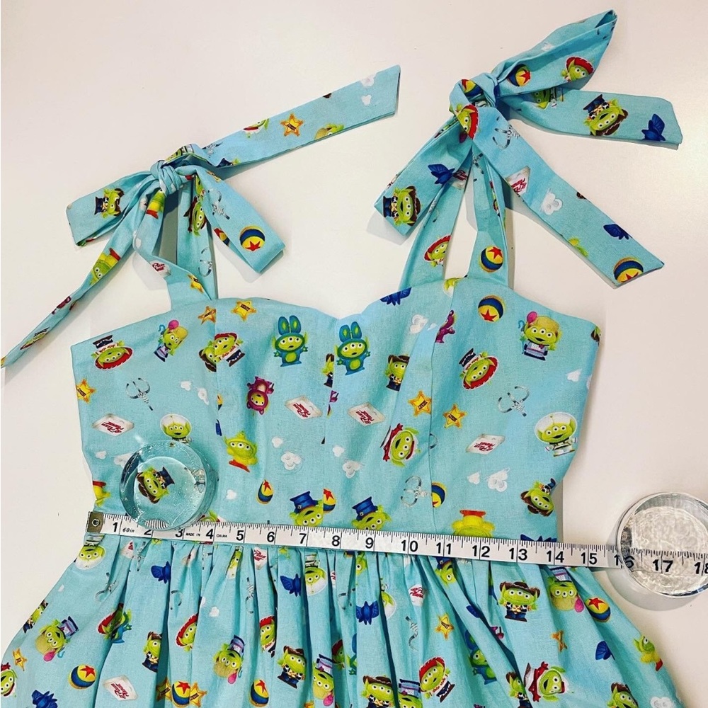 Toy Story Aliens Dress Women’s Size Small